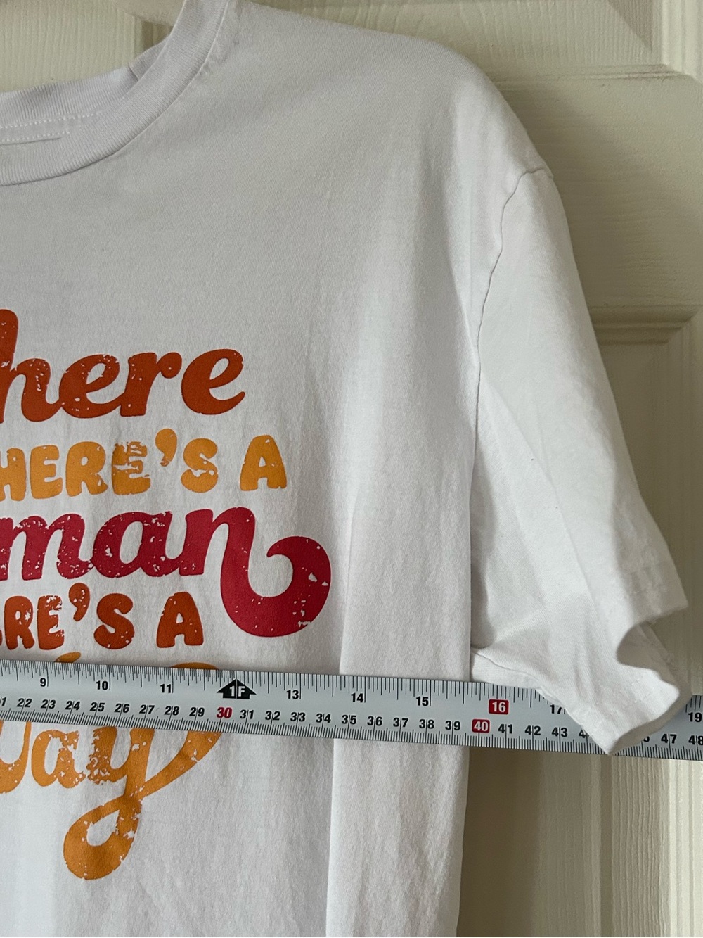 Where There's a Woman There's a Way Graphic Tee Retro Shirt - Size Medium - Picture 5 of 7